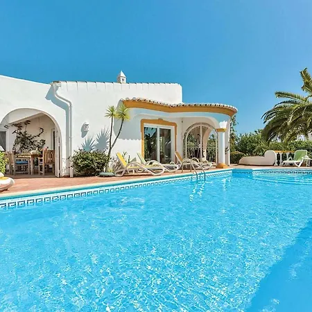 Carvoeiro Sleeps 6 Air Con Wifi Villa *